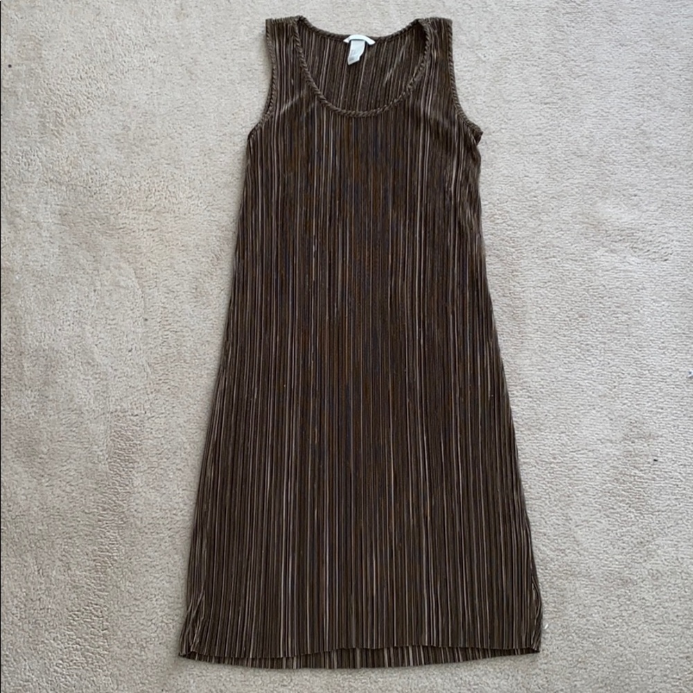 Shiny khaki knee length dress